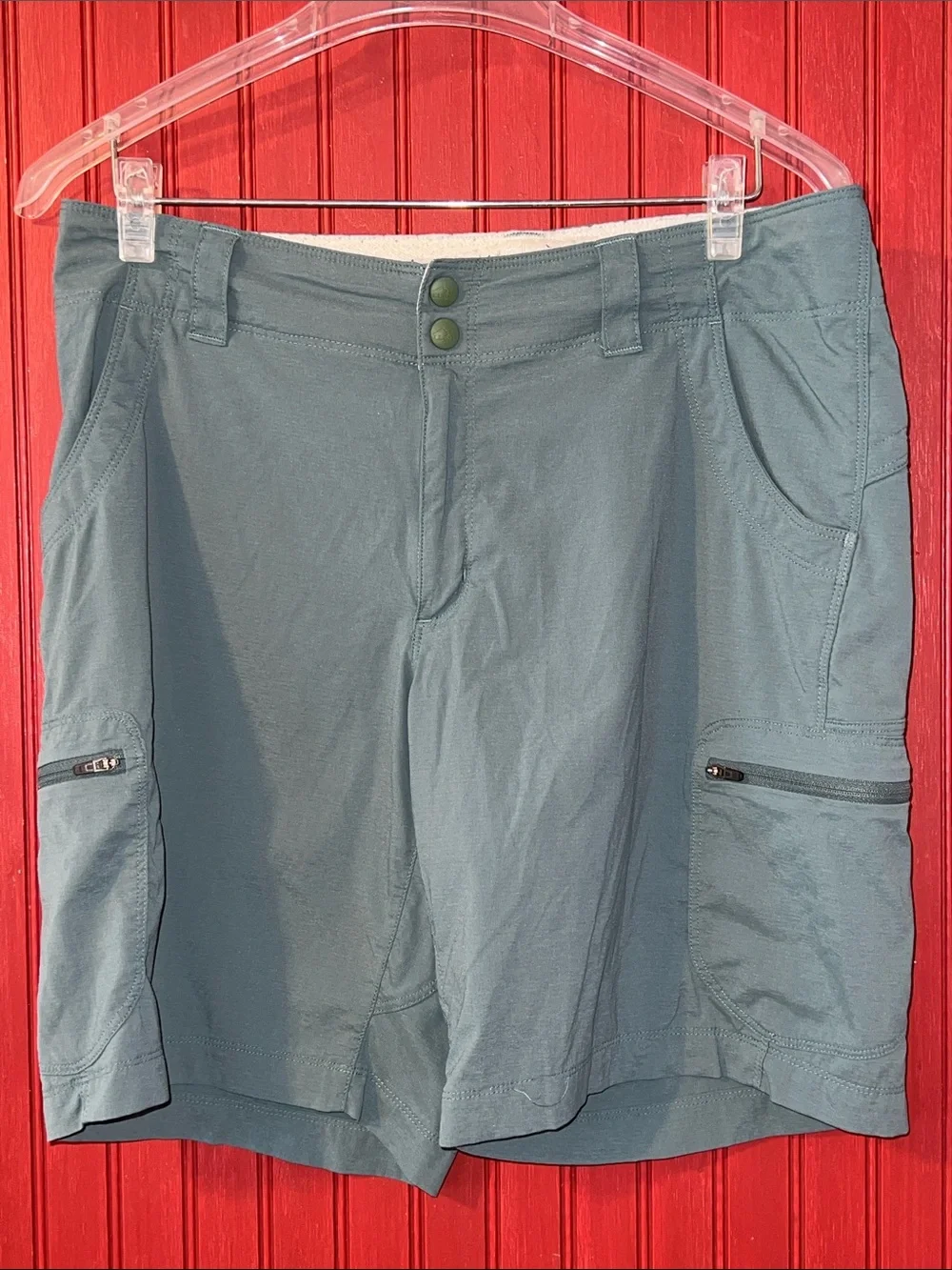 L.L. Bean Women's Athletic Cargo Shorts in Teal Green